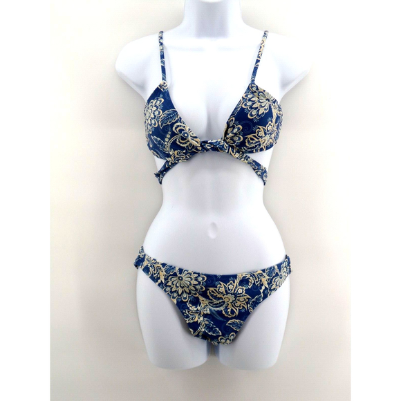Cupshe Other - Cupshe Women's Two-Piece Bikini Swimsuit, Tie Wrap Bathing Suit, Blue floral MED